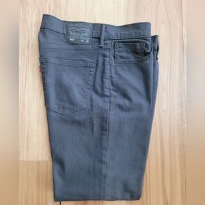 Levi 541 Athletic Fit Jeans (Dark Gray) Size 33W 30L.